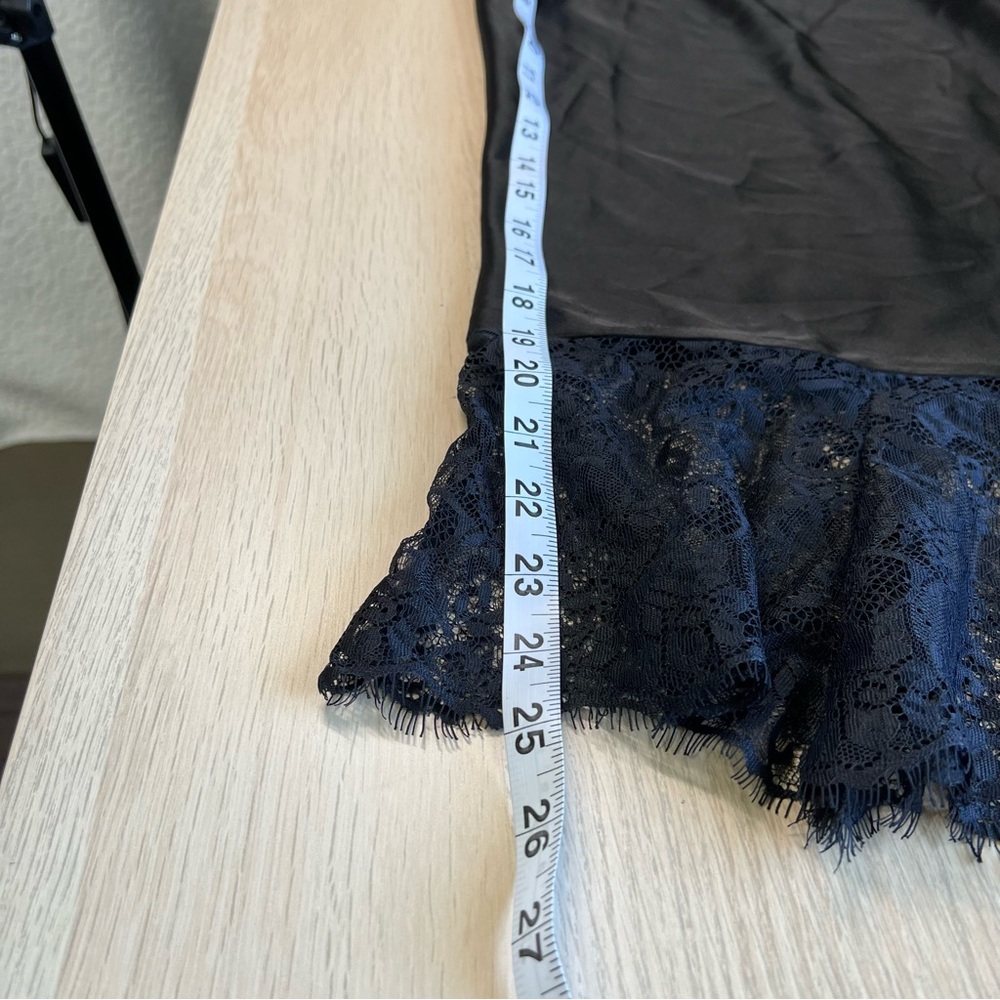 Anthropologie Black Midi Slip Skirt Asymmetrical Lace Hem Women’s XL - Picture 9 of 11
